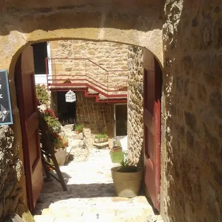 La Terrasse De Peyre